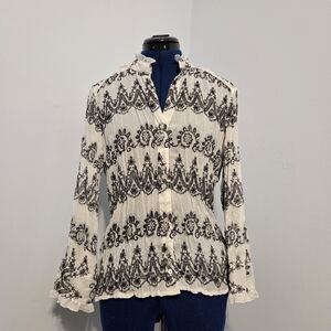 White Embroidered Button Down Blouse Size M